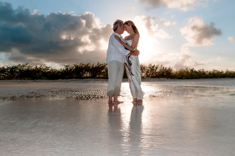 Private Vacation Photoshoot with Photographer in St. Thomas 1 HOUR SUNSET SESSION ST THOMAS