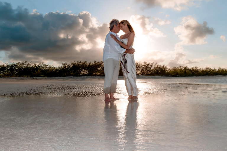 Private Vacation Photoshoot with Photographer in St. Thomas 1 HOUR SUNSET SESSION ST THOMAS