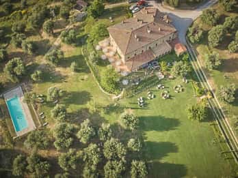 Toscana: 3 días como Enólogo en Wine Resort con piscina