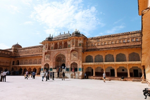 From Delhi: Jaipur City Private Day Tour by Fast Train Tour with - 2nd Class Train, AC Car & Guide Only