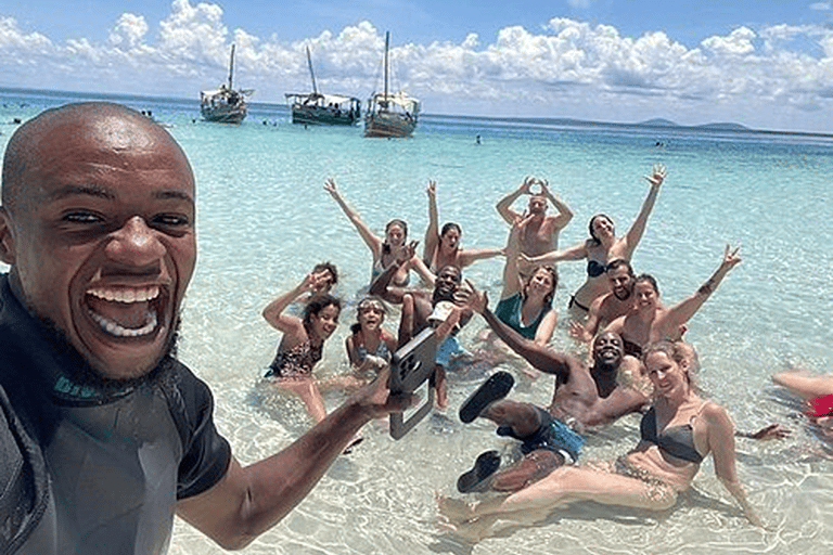 Nairobi: Tsavo East, Tsavo West, and Diani Beach Safari