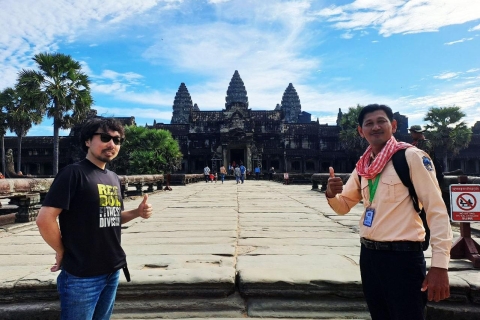 Angkor Hoogtepunt Zonsopgang Rondleiding & Banteay SreiPrivé: Tempel Tour met bezoek aan Angkor Wat & Gids