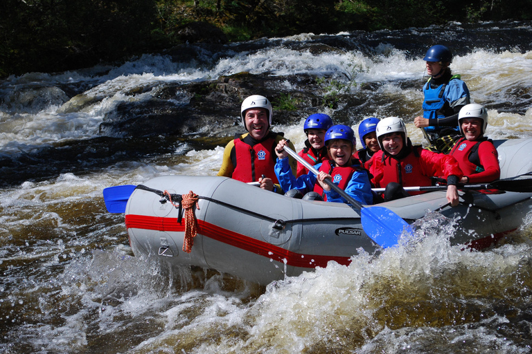 Fort William: Descenso de rápidos en el río Garry