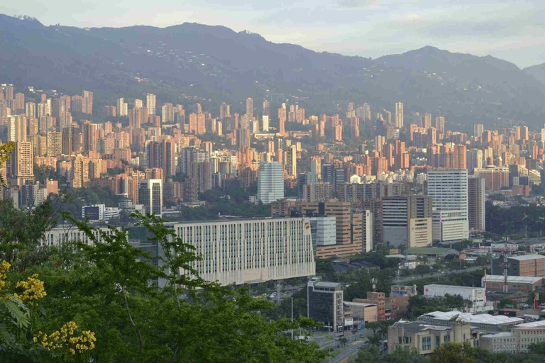 Il tour privato completo della città di Medellin