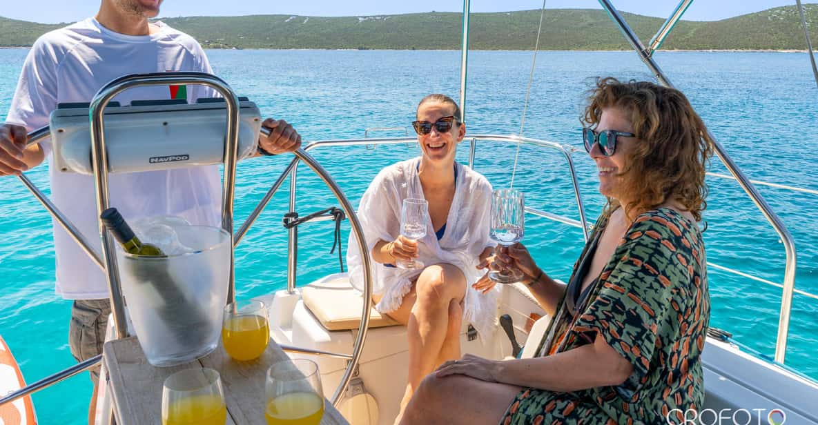 Afbeelding 24 van Zadar: luxe dagzeiltocht op jacht met lunch en drankjes