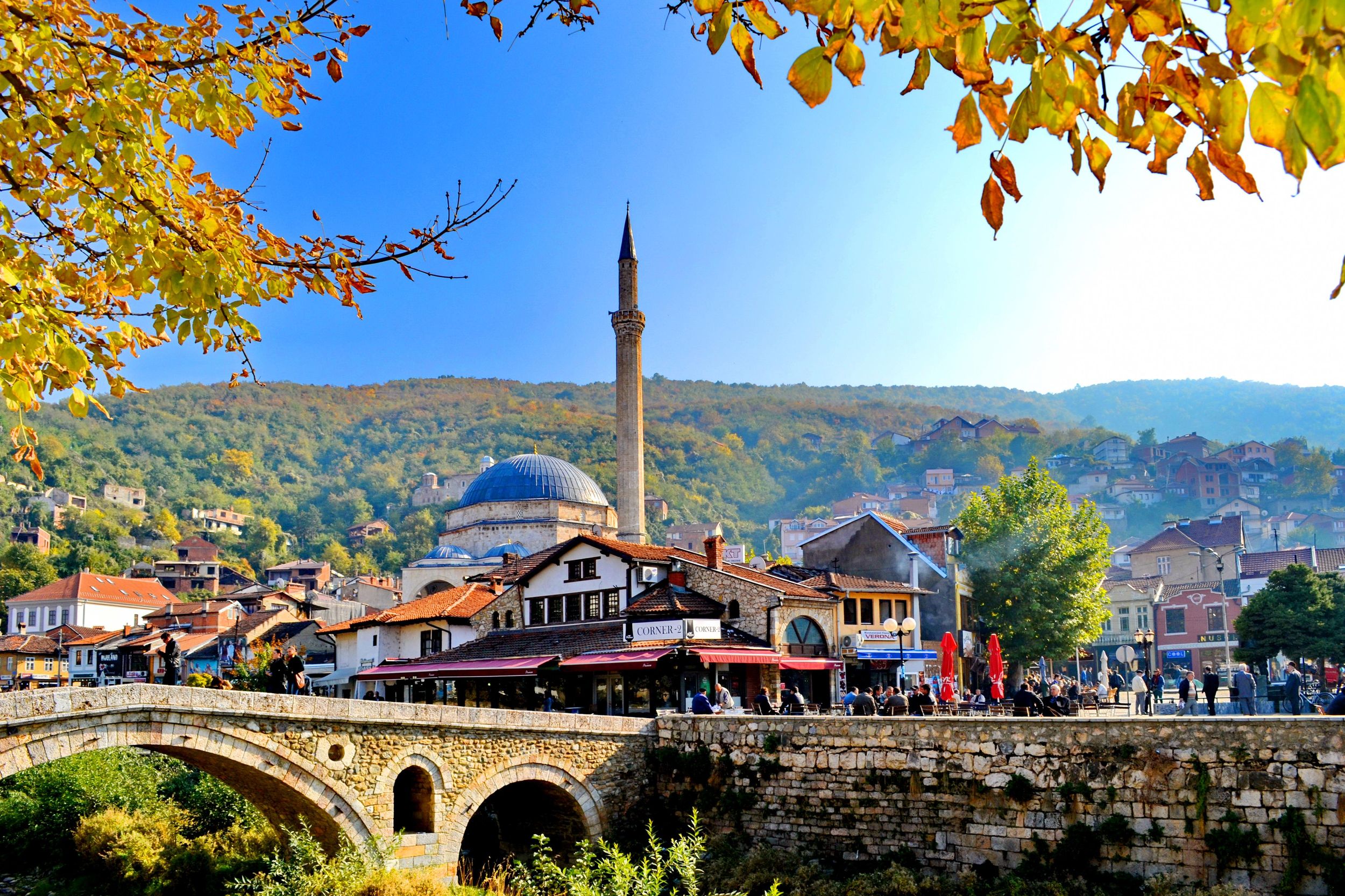Ab Tirana/Durrës: Kosovo-Tagestour nach Priština und Prizren
