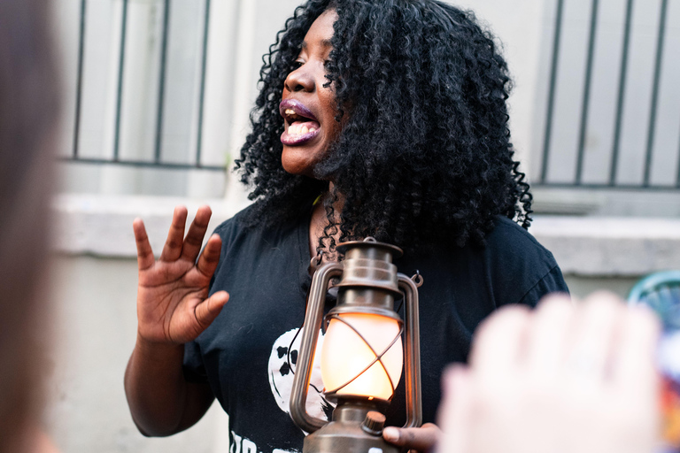 Tour dei fantasmi di Toledo: tumulto, lapidi e crepuscoloTour dei fantasmi di Toledo: tumulti, lapidi e crepuscolo