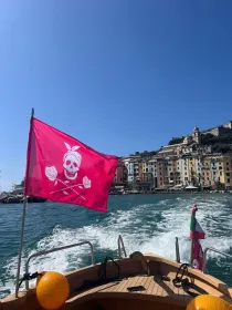 Von La Spezia nach Portovenere und 5 Terre mit dem rosa Boot!