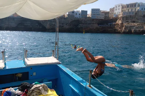 Excursión en barco a Polignano A Mare (al norte de Monopoli)