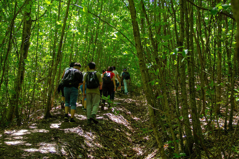 Baku: Garanohur Lake Hiking Tour