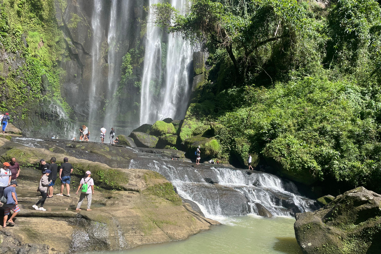 Manila: Private geführte Wanderung zu den Hulugan-Wasserfällen mit Abholung vom Hotel