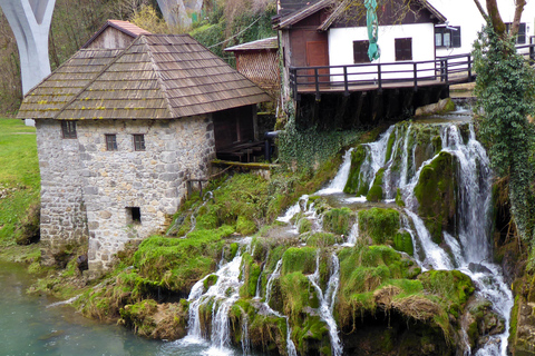 Zagreb: Plitvice Lakes & Rastoke Private Day Trip