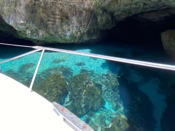 Trapani : Tour en bateau de l'île de Marettimo et des grottes marines avec déjeuner