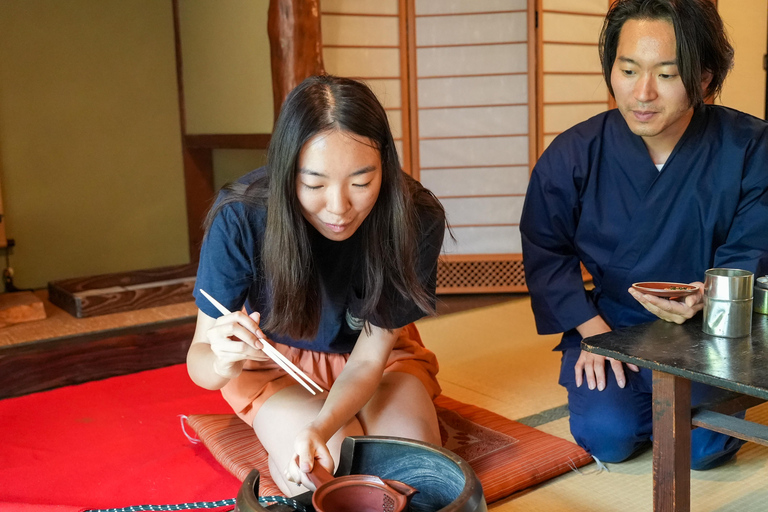 Nara: Hōjicha Roasting Experience in a 120-Year-Old Machiya