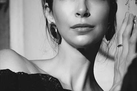 Luxembourg: Private Photo Session – Capture Stylish MemoriesPremium Session — 60 minutes | 12 edited photos | €170