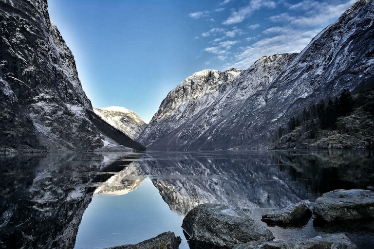 Bergen: Guided tour to Njardarheimr Viking Village Departure from Jekteviken Cruise Port, Bergen