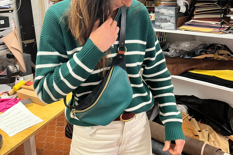 Create your own leather waist bag in Luberon area!