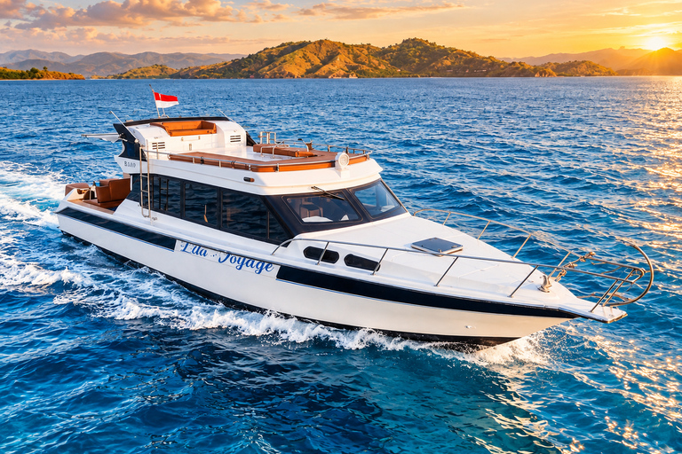 Day Trip to Komodo with Luxury Boat Dragon Guarantee & Drone