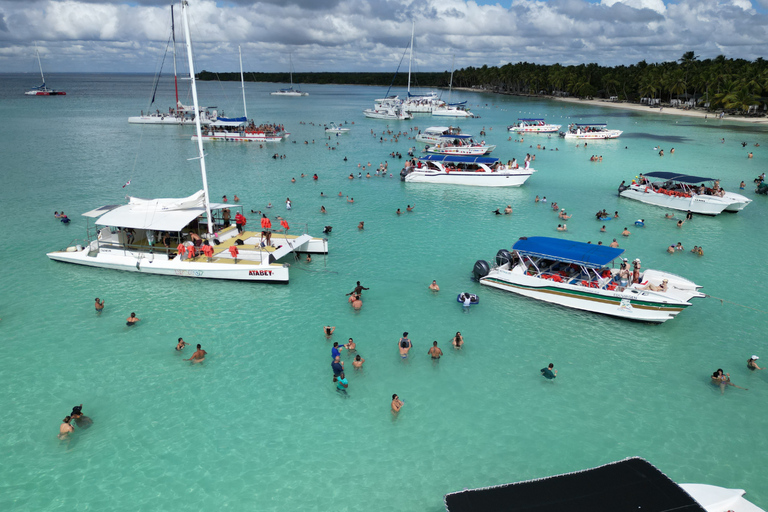 Punta Cana: Saona Relax Sightseeing Tour with More Time at the Beach Punta Cana: Saona Relax Sightseeing Tour with More Time on the Beach