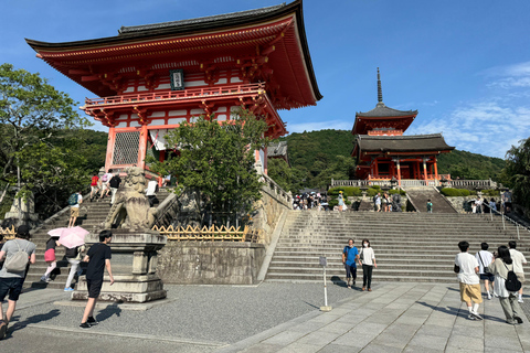 Kyoto: Guided Tour in UNESCO Site, Kiyomizu-dera - 90 Min. Sunrise Serenity at the Sacred Kiyomizu-dera Temple