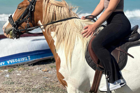 Rhodes : Randonnée à cheval avec photos numériquesRandonnée équestre matinale à la campagne