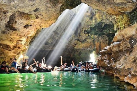 Yogyakarta; Pindul grot, Srigetuk waterval en dennenbos.