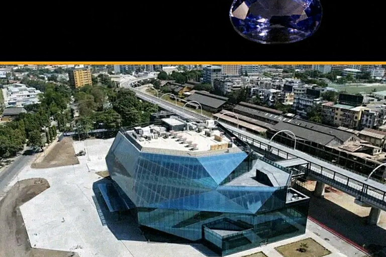 DAR ES SALAAM : TOUR DELLA CITTA' DI DAR ES SALAAM DI 5 ORE CON AUTO PRIVATADAR ES SALAAM : Tour della città di DAR ES SALAAM di 6 ore con auto privata