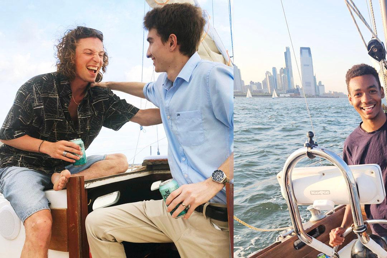NYC- PRIVATE SAILBOAT, STATUE OF LIBERTY, MANHATTAN SKYLINE DAYTIME SAILING