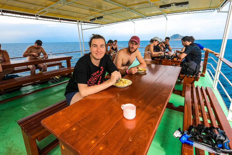 كوه تاو: كوه نانغيوان ورحلة الخلجان المخفية بواسطة الأكسجينرحلة بعد الظهر