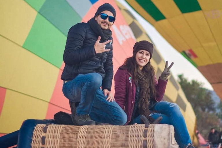 Teotihuacan: Private Romantic Balloon Flight for Couples
