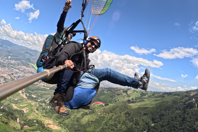 Paragliding over Medellin in San Felix with shuttle serviceParagliding over Medellin in San Felix an amazing experience