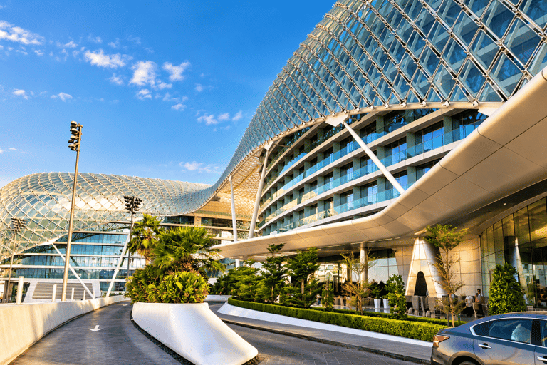 From Dubai: One-Way Guided Trip to Abu Dhabi & Yas Island