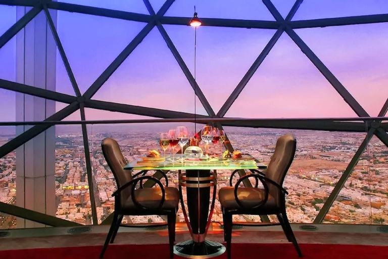 Riyadh: Private Dinner at The Globe with Transfers