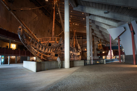 Stockholm: Vasa Museum & Archipelago Boat Tour with Food