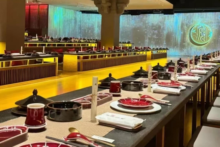 Banquete Real con Actuación Cultural China