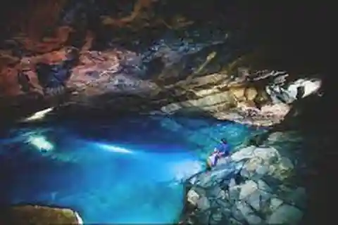 From Ella -: Explore Blue Water Pond Cave (Nildiya Pokuna )