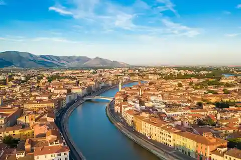 Full-Day Tuscany Tour: Pisa, San Gimignano & Siena Highlight