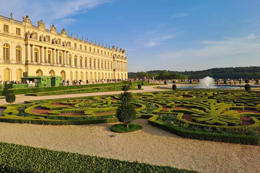 Ausflug von Paris zum Schloss Versailles mit Tootbus. Foto: GetYourGuide Ausflug von Paris zum Schloss Versailles mit Tootbus. Foto: GetYourGuide