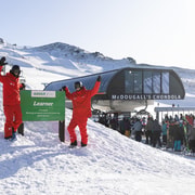 From Queenstown: Cardrona First Timer Ski or Snowboard From Queenstown: Cardrona First Timer Ski or Snowboard