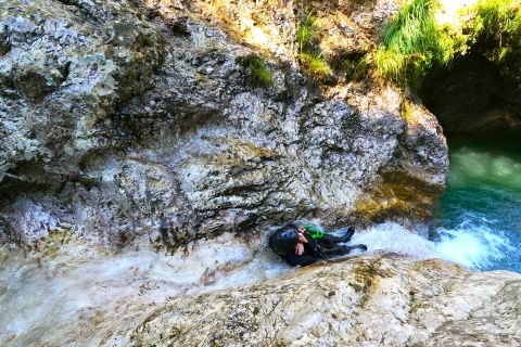 Bovec: 100% Unvergessliches Canyoning-Abenteuer + GRATIS FotosBovec: Canyoning-Abenteuer + KOSTENLOSE Fotos & Videos
