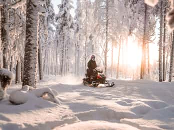 Wycieczka skuterem śnieżnym w małej grupie