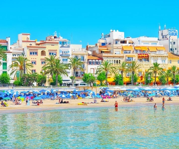 Rundtur i Sitges ( Bcn): Kulturell mångfald, tapas och strand