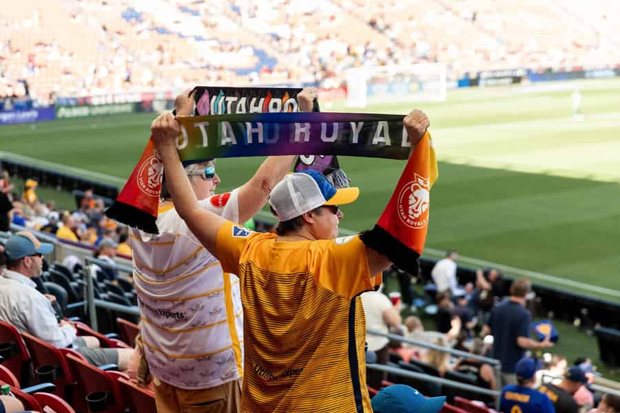 Ticket für ein Fußballspiel der Utah Royals im America First Field. Foto: GetYourGuide