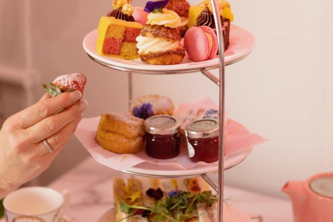 Bath: Bottomless Afternoon Tea with Prosecco Bath: Bottomless Afternoon Tea with Prosecco