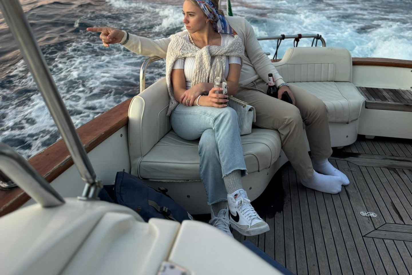 Sunset Tour Small Group from Sorrento-Positano - Sorrento: Shared Sunset Coastal Boat Tour with Aperitif