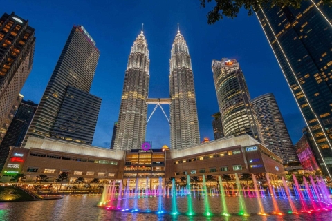 Kuala Lumpur bei Nacht: Sightseeing, Märkte und EssenKuala Lumpur bei Nacht: Sightseeing, Märkte & Essen Tour