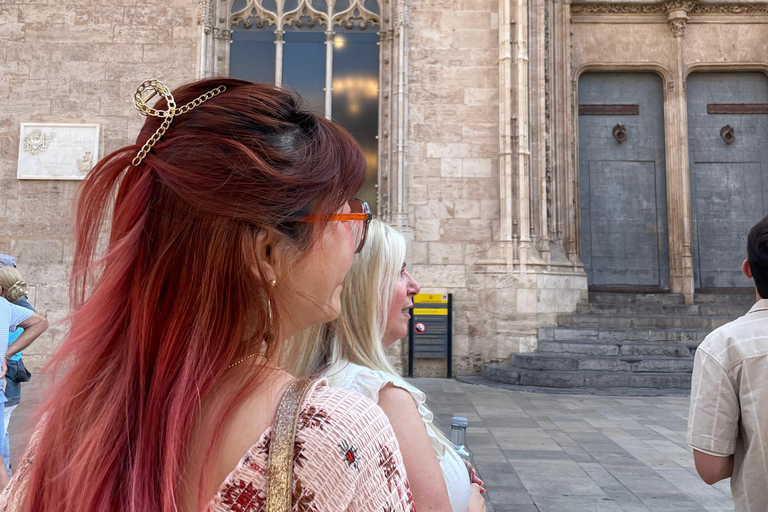 Valencia Old Town: Guided Tour in German with an Official Guide (Small Group) Valencia Old Town: Small Group City Tour in German