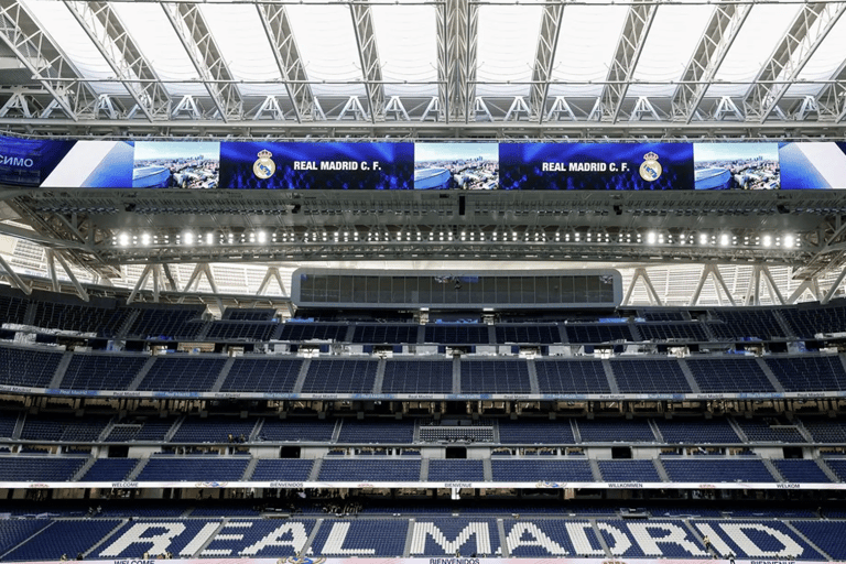 Madrid: World Cup Final Watch Ticket at Bernabéu VIP Room Madrid: World Cup Watch Party Ticket at Bernabéu VIP Room