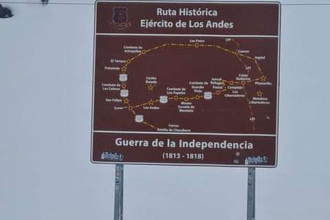 Experience Portillo and Laguna del Inca with a picnic. Santiago - The Andes - Laguna del Inca and Portillo