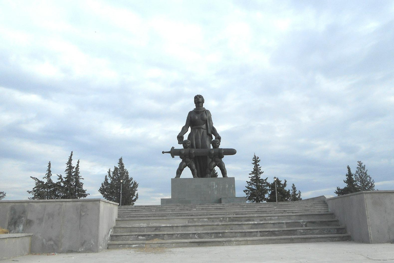 Tbilisi: Armenia Day Trip with Lake Sevan and Yerevan